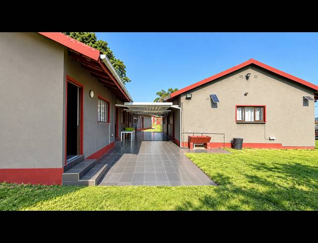 444M² MEDICAL SUITE FOR SALE IN WESTVILLE